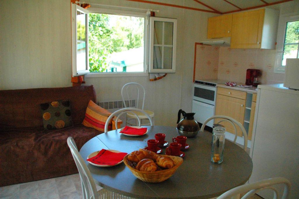 La Lande Du Moulin Hotel Sulniac Kamer foto